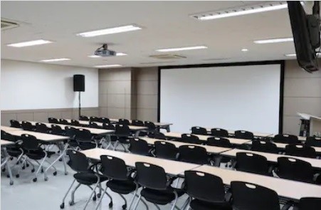 An empty classroom. Shutterstock.com credit: hotsum